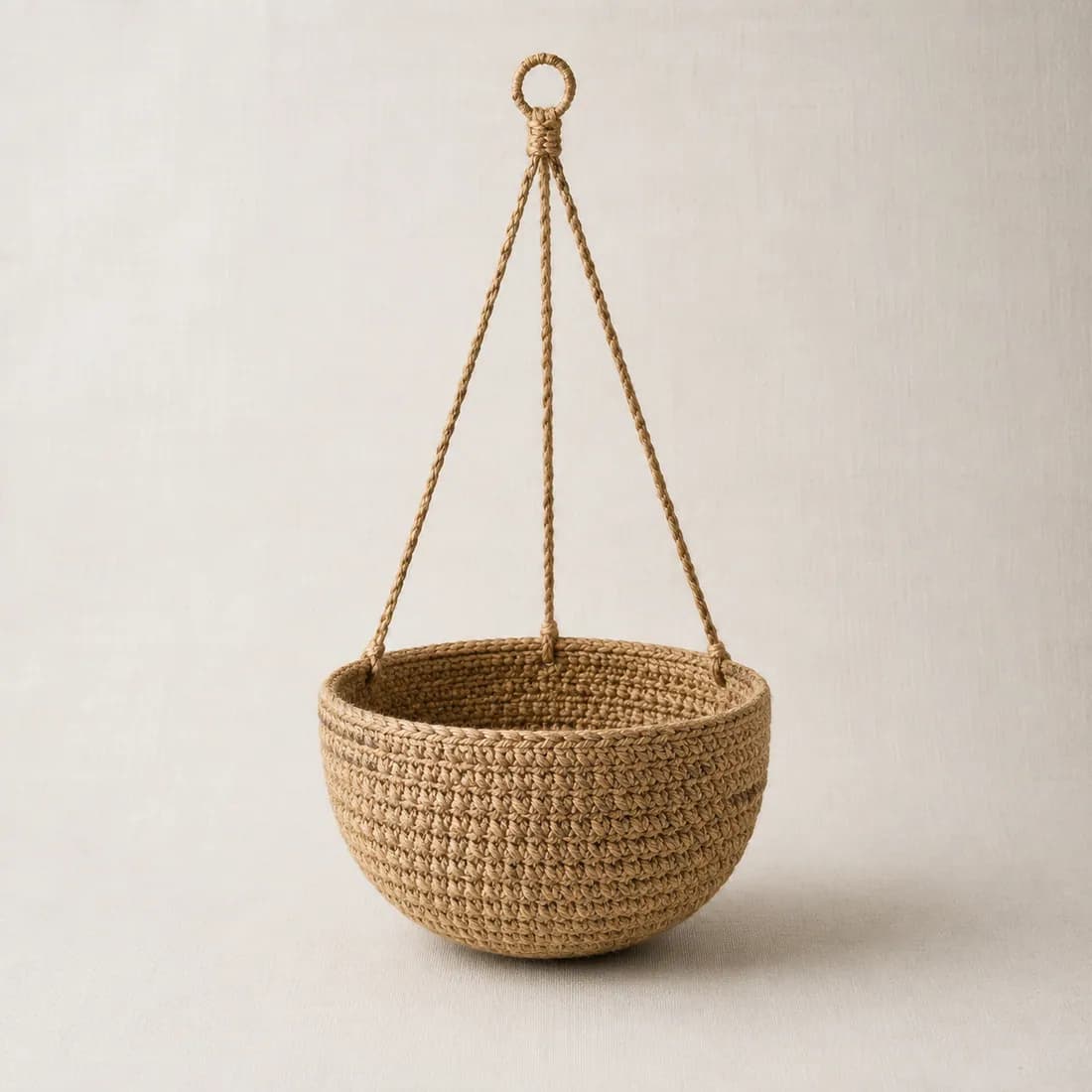 Hanging Planter Ø22 — Seagrass & Cotton — Seagrass weave, shown empty on a plain background